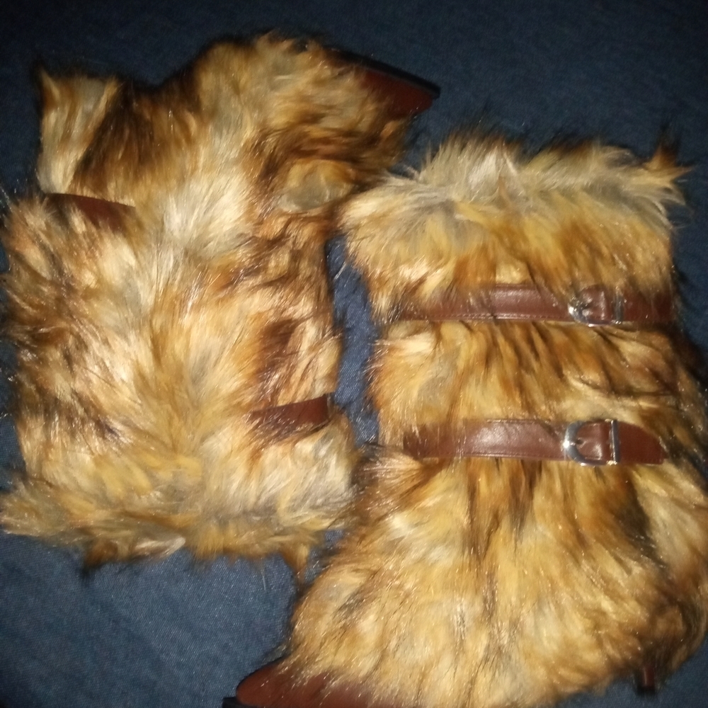 "MIDNIGHT PROWL 'FURVANA' " Faux Fur Ankle Boots in Brown - Picture 2 of 8